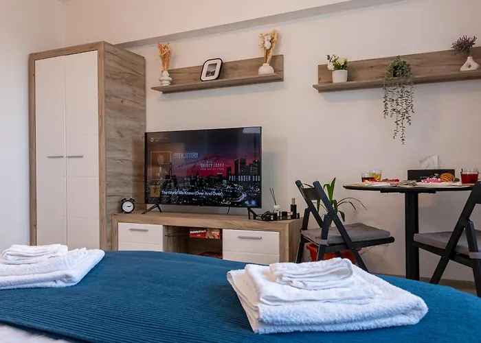 Cloudscape Near National Arena & Mega Mall Apartment *