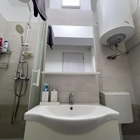 Cloudscape Near National Arena & Mega Mall * Bukurešť